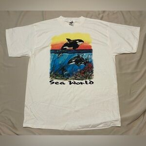 Vintage 90s Sea World Orcas T Shirt - 2XL